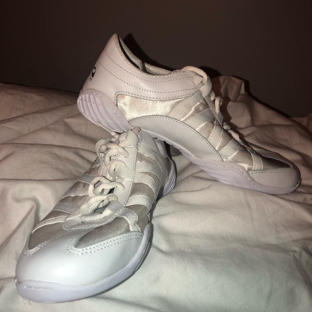 Nfinity Cheer Shoes